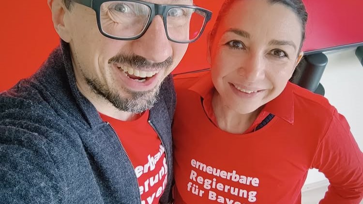 Shirt „erneuerbare Regierung für Bayern“